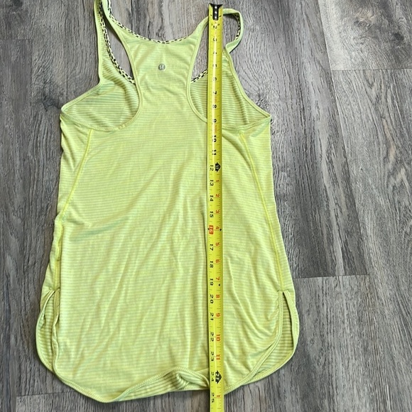 Lululemon Athletica What the Sport Singlet heathered clarity yellow sizing below - Picture 12 of 12